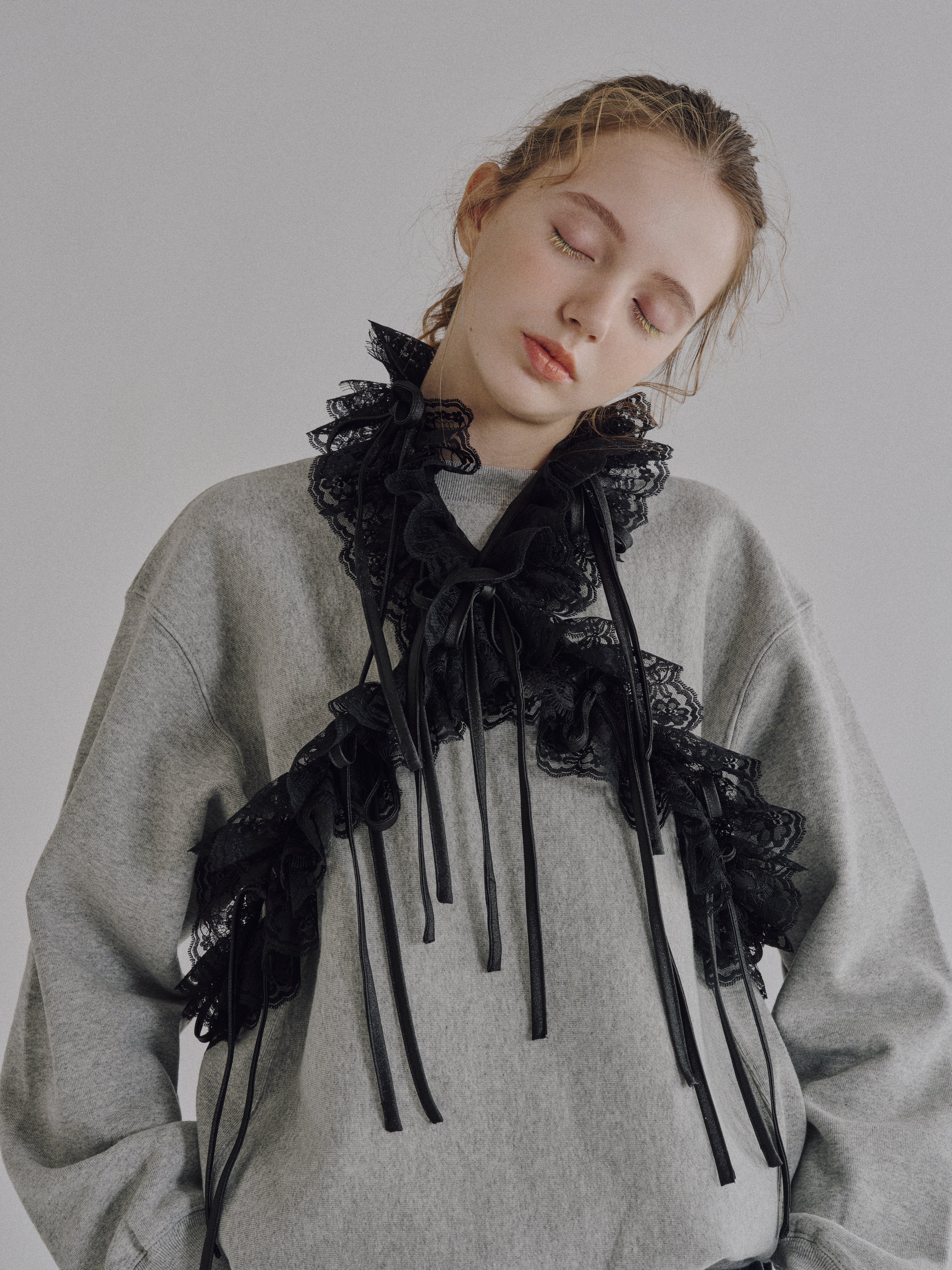Lace Frill Scarf - Black – NEVO onlinestore