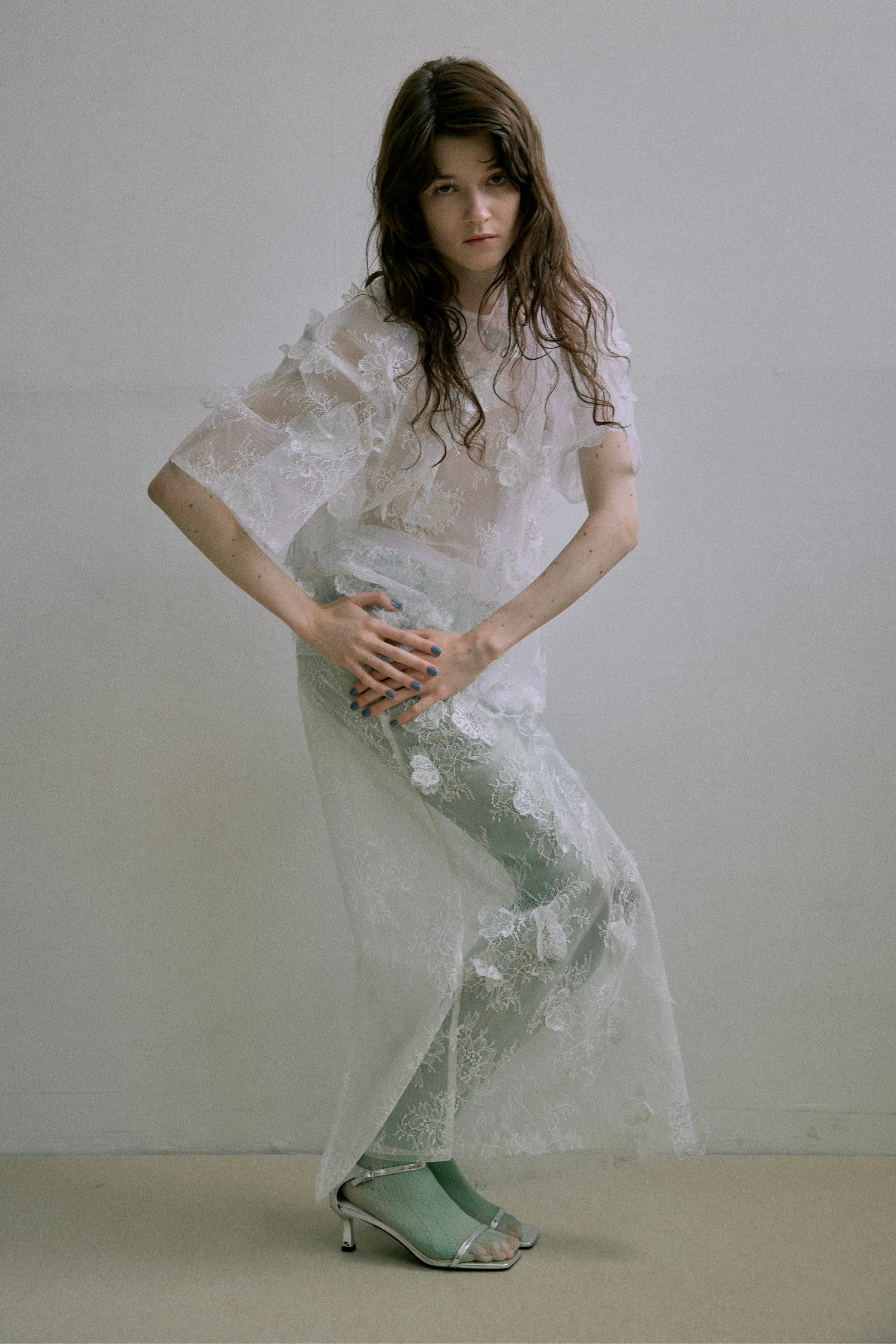 Sheer Bloom Lace Straight Skirt