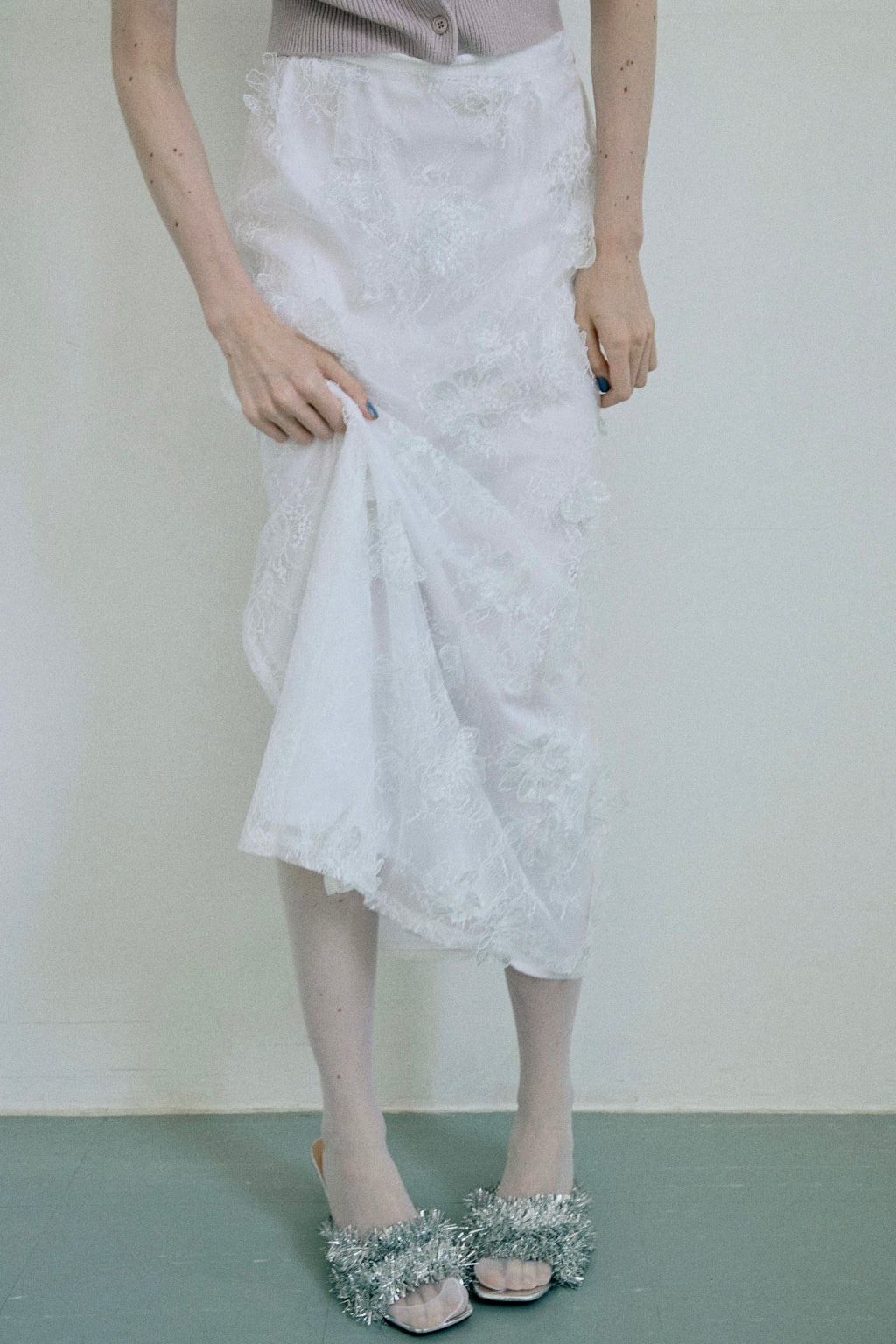 Sheer Bloom Lace Straight Skirt