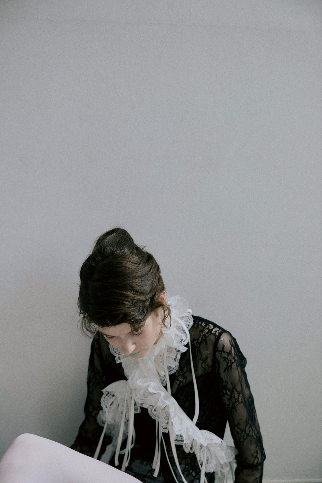 Lace Frill Scarf - White