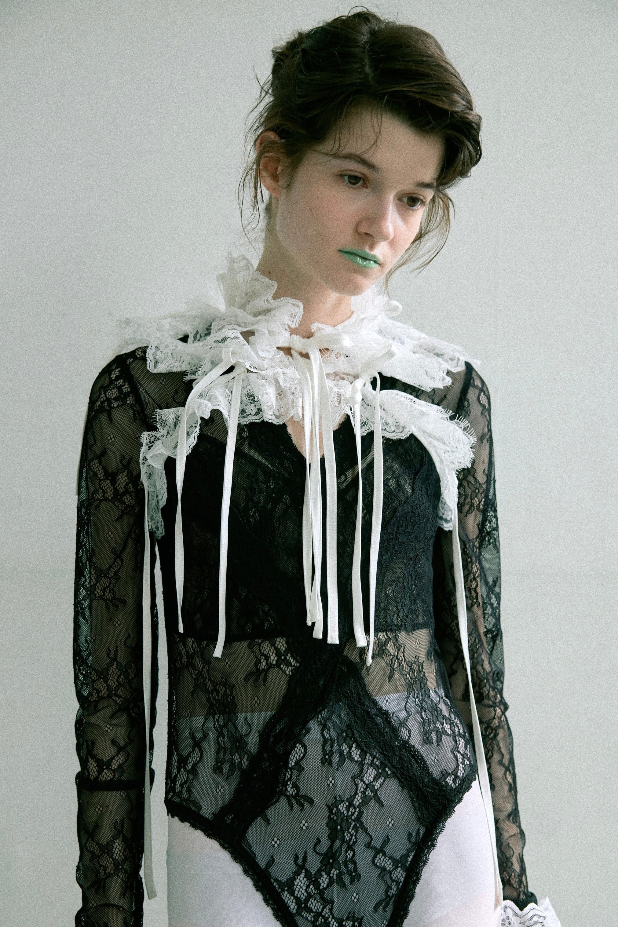 Lace Frill Scarf – Black